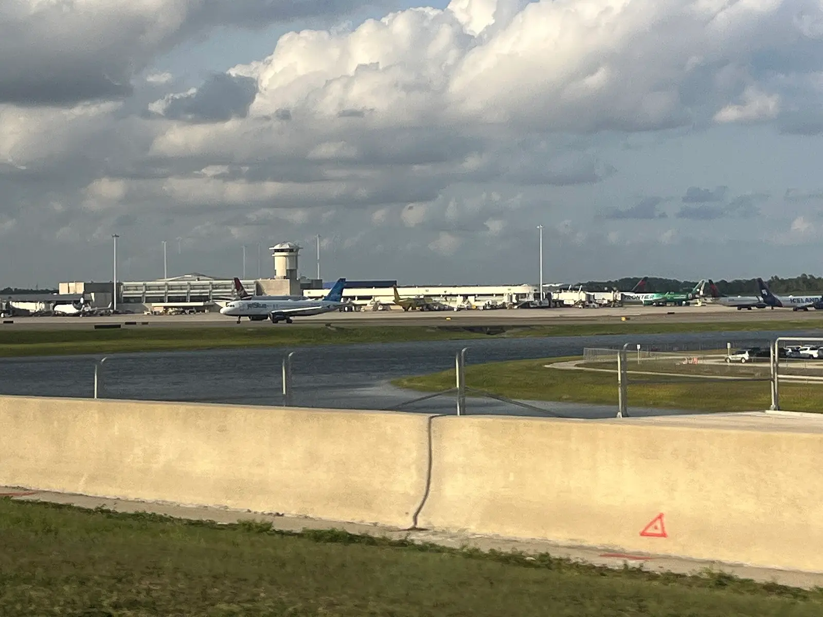 The airfield and control tower at Orlando International Airport