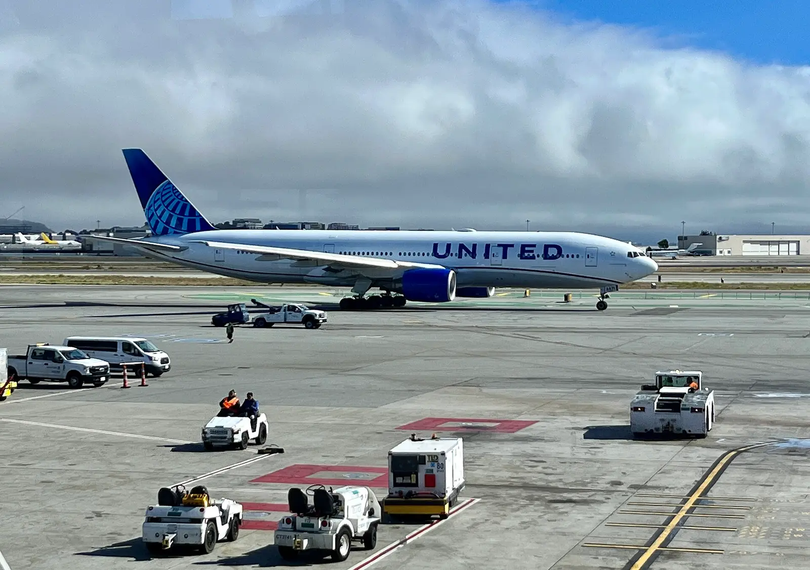 United Airlines jets on the apron at San Francisco International Airport